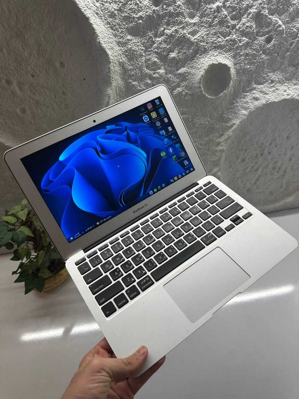 عرض شهر رمضان بسعر الجملة
💻 ماك بوك برو  حجم 13 إنش 💻ب175 الف 
لابتوب Apple MacBook Pro أصلي 100% 🔥

✨ المواصفات:
▪️ المعالج: Intel Core i5 – أداء ممتاز
▪️ الرام: 4 كيكا – سرعة وسلاسة في الاستخدام
▪️ الهارد: 500 كيكا بايت 
▪️ الشاشة: 13 إنش – حجم مثالي للتنقل
▪️ منفذ قرص DVD متوفر
▪️ قابل للتطوير – يمكنك ترقية الجهاز بسهولة
▪️ نسبة النظافة:  90٪
▪️ الجهاز شغال بالكامل مع ضمان شهر من تاريخ الاستلام

🎁 العرض يشمل:
✅ ماوس
✅ حقيبة أنيقة
✅ الشاحن الأصلي
✅ توصيل مجاني لأي مكان داخل العراق

💵 السعر فقط: 175 ألف دينار ‼️

📞 للحجز والاستفسار: ***********
📱 واتساب أو اتصال – متواجدين على مدار اليوم
🤍 أهلاً وسهلاً بكم في أي وقت – رضاكم ثقتنا
