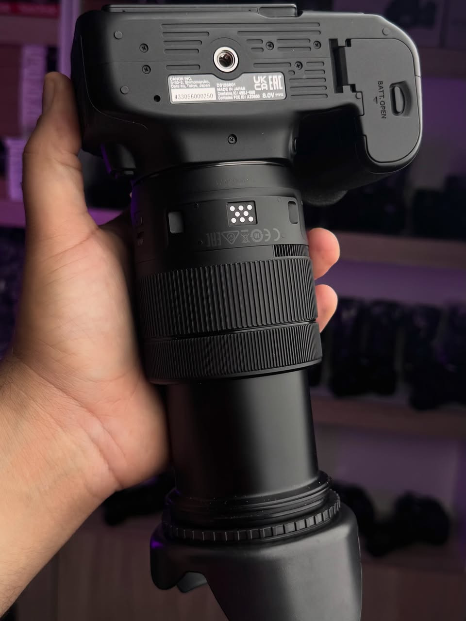 مو كل كامره تكدر تطيك هيبة… بس الـ Canon EOS 90D غير مستوى بالكامل 🔥
إذا تريد تصوير احترافي + فيديو 4K + سرعة خارقة بالأداء… فهاي الكامره معمولة إلك 😮‍💨📸

✅ دقة جبارة 32.5MP
✅ تصوير 4K سينمائي
✅ فوكس سريع وثابت
✅ تصوير متواصل 10 صور بالثانية
✅ شاشة متحركة لمس
✅ واي فاي وبلوتوث للنقل السريع
✅ مناسبة للتصوير الاحترافي والفيديو والريلز واليوتيوب 🔥  

🎁 الملحقات كلها وياها هدايا:
🎒 جنطه مقسمه
💾 رام هديه
🎗️ حزام هديه
🔋 بطاريتها الأصلية
🔌 شاحنتها
📷 ويا العدسه مالتهـا جاهزه للشغل فوراً

هاي مو كامره… هاي نقله بمستواك بالمحتوى والتصوير 😎
إذا تعرف قيمة اللقطة الصح… فـ الـ90D راح تخليك تبدع من أول كلك 📸🔥

#كانون_90D #Canon90D #كامرات_احترافية #تصوير #كامره_كانون مصور


**إذا كنت صاحب هذا الإعلان وتريد حذفه لأي سبب، رجاءا أرسل رسالة إلى الدعم الفني**
