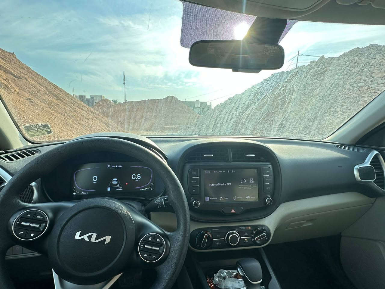 السلام عليكم سول للبيع موديل ٢٣ رقم أربيل بأسمي محرك ٢٠٠٠ دوش ماشيه ٢٤ الف حادثها فقط بنيد والدعاميه السعر ١٤٣ وبيها مجال مكان بابل ***********
