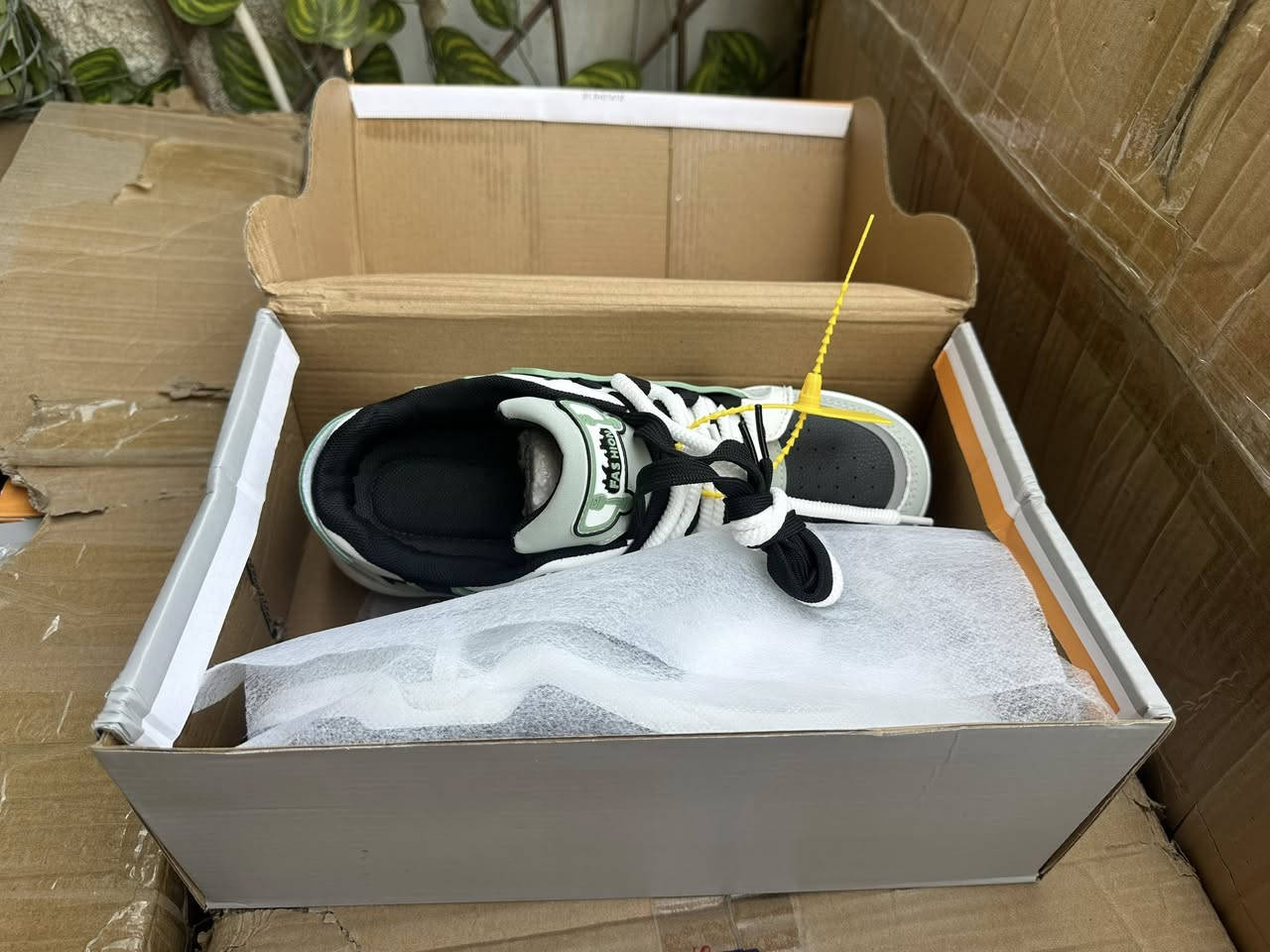 شلعه القطعه 5 ونص واصل التوصيل مجاني جميع المحافظات تواصل خاص او رقم ***********
