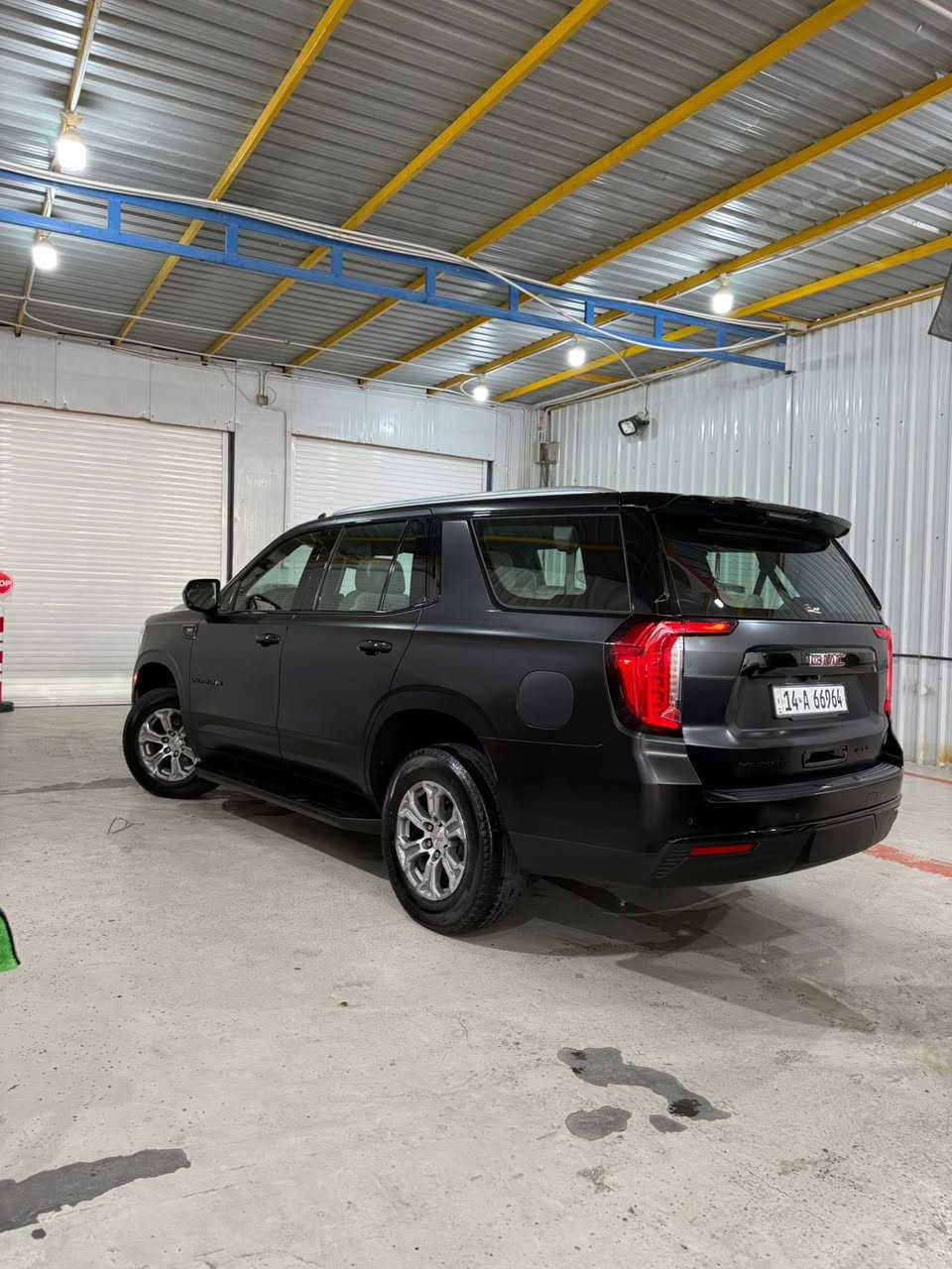 جي ام سي يوكون 2024 ماشيه 27,000 كيلو السياره خليجي كفاله عامه مغلفه ppf طافي ومسويها بلاك توب السياره نظيفه حلوه وخسران عليها هواي موصفاتها SLE  سعرها 5 دفاتر و40 ورقه يعني 540 للاستفسار *********** مكاني البصره
