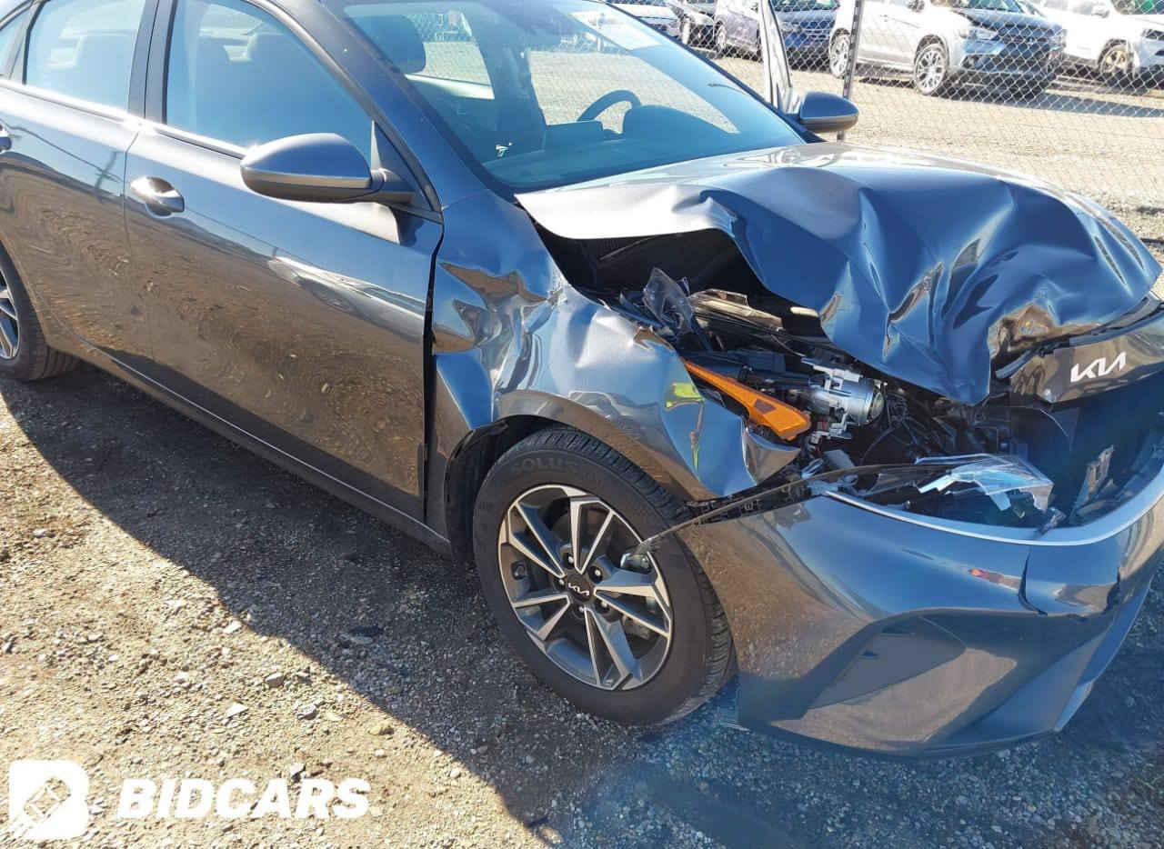 فورتي للبيع موديل 2023
ضرر تبديل جاملغ بنيد فقط بدون عابر
مرقم مثنى معوقين وكاله عامه من مالك
السعر 148$$وبيه مجال بسيط
مكان السماوه وركاء
رقم ***********
