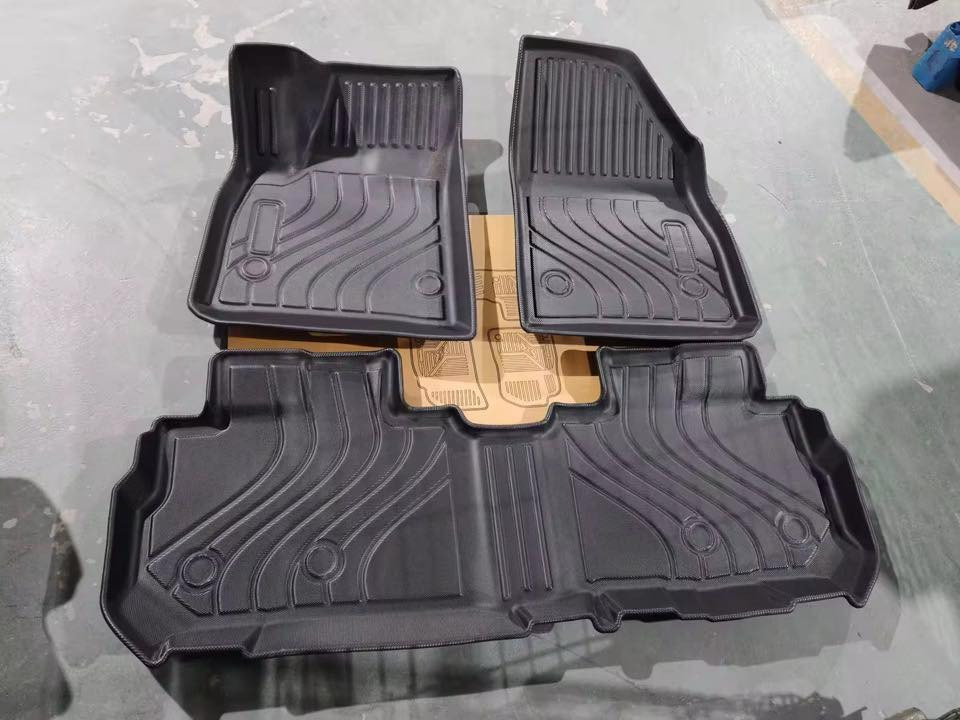 سلام عليكم تم وصول ارضيات  كاديلاك مع جلدات صندوق 
قالب تعال وشد مع ضمان 
كاديلاك 
Ct4 
Ct5 
Xt4 
Xt5
Xt6 
بسعار مناسبه *********** 
Cadillac Alghanim كاديلاك الغانم
عالم الكاديلاك
