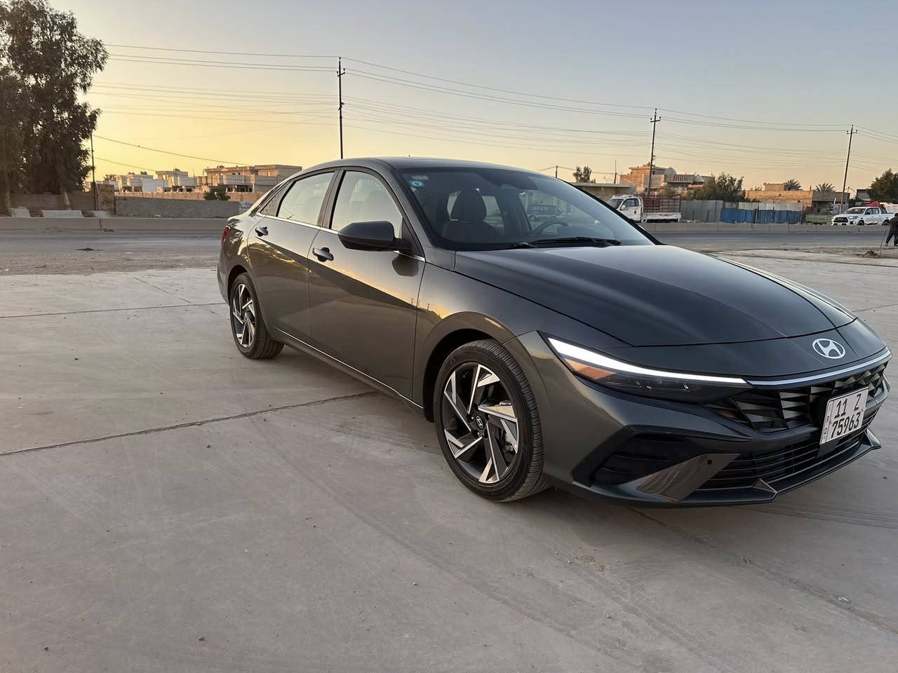 السلام عليكم هونداي النترا 2024 لون.  نفطي دخول جديد
هزه وترقيم جديد 
حادثهة كما موضوح بالصور
بدون لا دواخل ولا اي ايرباك 
صور. الحادث مرفقه بالمنشور
سعة المحرك:- 2000دوش
🔘 عداد المشي.13Mالف 
🔘الموديل 2024
🔘 فتحه سقف 
🔘 الون نفطي مميز 
🔘شاشة دجيتل متصلة بلكامل
🔘بصمة تشغيل 
🔘بصمة أبواب
🔘 سايد بريك بصمه 
🔘بصمة صندوق 
🔘تشغيل عن بعد
🔘رادار امامي رادار خلفي وجانبي
🔘مانع تصادم بريك ذكي 
🔘مدخلين شحن واوكس
🔘تبريد بيانو منفصل
🔘دشبول لد بلادي الوان
🔘كاميرا خلفية دوارة
🔘كراسي تدفئة 
🔘مانع تصادم  
🔘حساسات اطارات 
🔘مثبت سرعه Cross
🔘اضوية اماميه LED
🔘نضام ترحيب عند الاقتراب 
🔘مانع انزلاق 
🔘تدفئة بالكشنات
🔘تدفئة ستيرن 
🔘دخول ذكي 
🔘نظام قيادة ذاتية 
🔘انارة اضوية اوتوماتيك
🔘نظام GPS + خرائط 
🔘3 أنظمة قيادة (eco,Nor, sport) 
🔘شاشة اعطال الكترونية 
🔘زر عرض الكاميرا
🔘شحن واير ليس
سياره احلى من صور 

العنوان بغداد

للاستفسار اكثر…

*********** 
          او
***********
