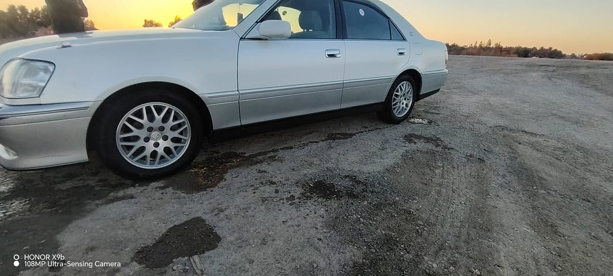 سياره ملكه نضيفه كلش ادوات كصه جنطه دكمتين تبريد تخم تاير حداديه جديده سياره ماتصرف ربع عليه مكاني ناصريه لسعر 35. وبيها مجال  بيع فقط         ***********
