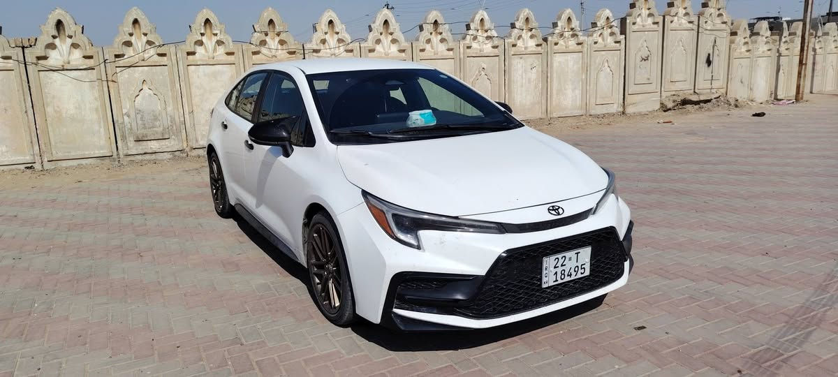 السلام عليكم
*للبيع سيارة كورلا 2024 امريكي مواصفات SE فول* 🚗

- *الفئة*: SE فول مواصفات ما عده الفتحه 
-*هند ابريك كهربائي رادار امامي خلفي ثلاث بصمات ابواب وتشغيل وصندوق مثبت سرعه تحديد مسار قيادة ذاتيه مصباح ابيض زنون الشركه اشاير لايت شفط كامره اماميه وخلفيه 
كير ثلاث انضمه اسبورت عادي اقتصادي ECO
داخل لونين تبريد تدفئة شاشات عدد 2 اسبير ما نازل 
ويل كب اسبورت طخم تاير جديد 
- *اللون*: أبيض لؤلؤي 
- *الممشى*: 28 ألف كم فقط
- *الضرر*: بنيد فقط بدون دواخل نهائياً 
- *الحالة*: مكفولة من الشاصي والغركان، مكينة وكير وحدادية توب شرط

للتواصل واتساب: [***********]  
المكان: الشرقاط
