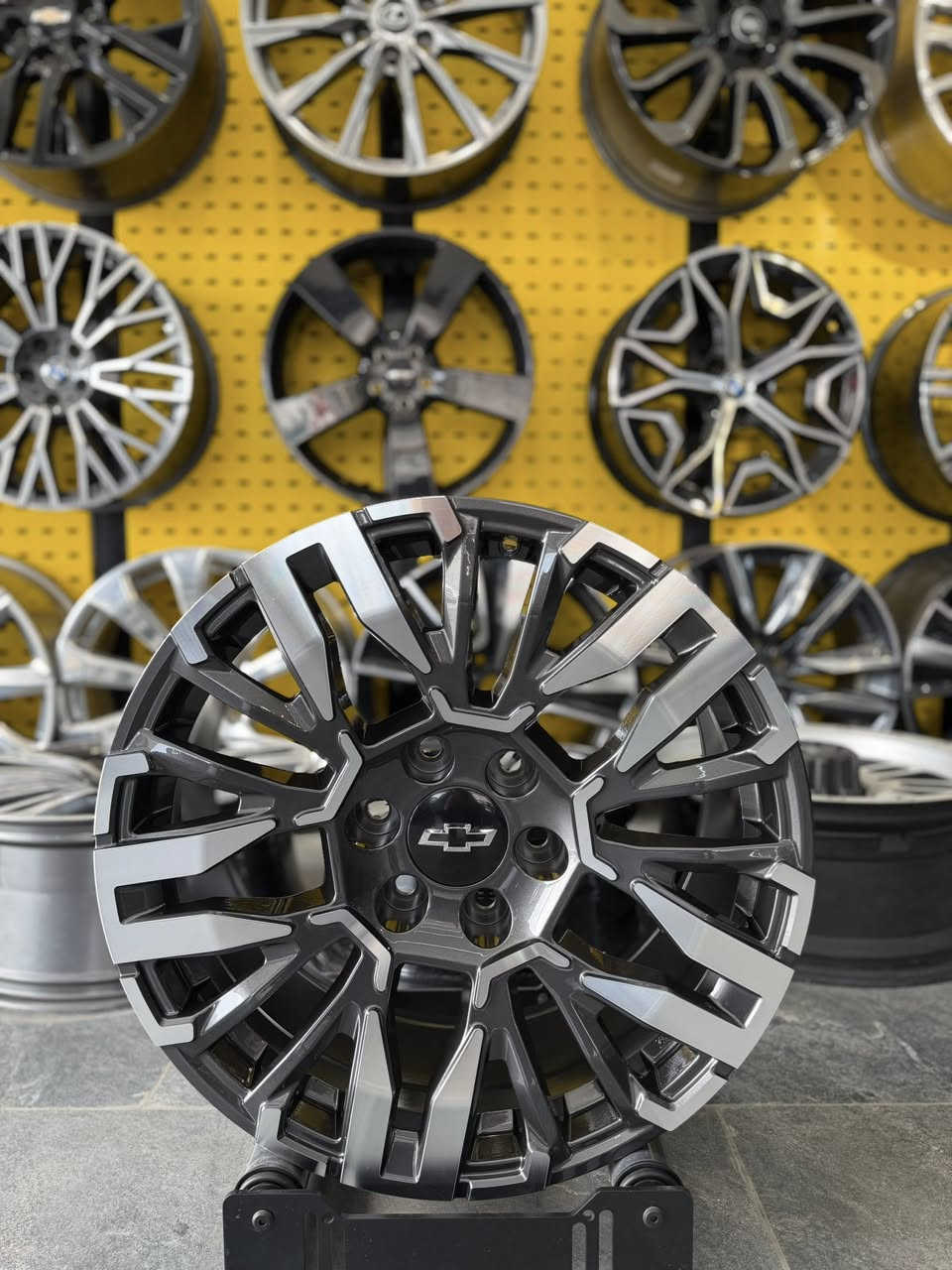 سلام عليكم
الاطارات ويل تاهو z71  

موجودة 

حجم20

اصلى شركة وكاله بلادى

موديل 2025

وكاله

زيرو 

مال كاديلاك اسكاليد موديل جديد 2025

الاطارات بلادى

ويل بلادى  

***********

اسعار دذلى واتساب***********
