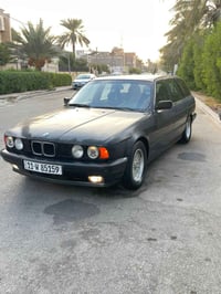 وينهم الرحاله BMW 525i ستيشن شباب ماتريد أطول عليكم سياره وكاله كله شغ...