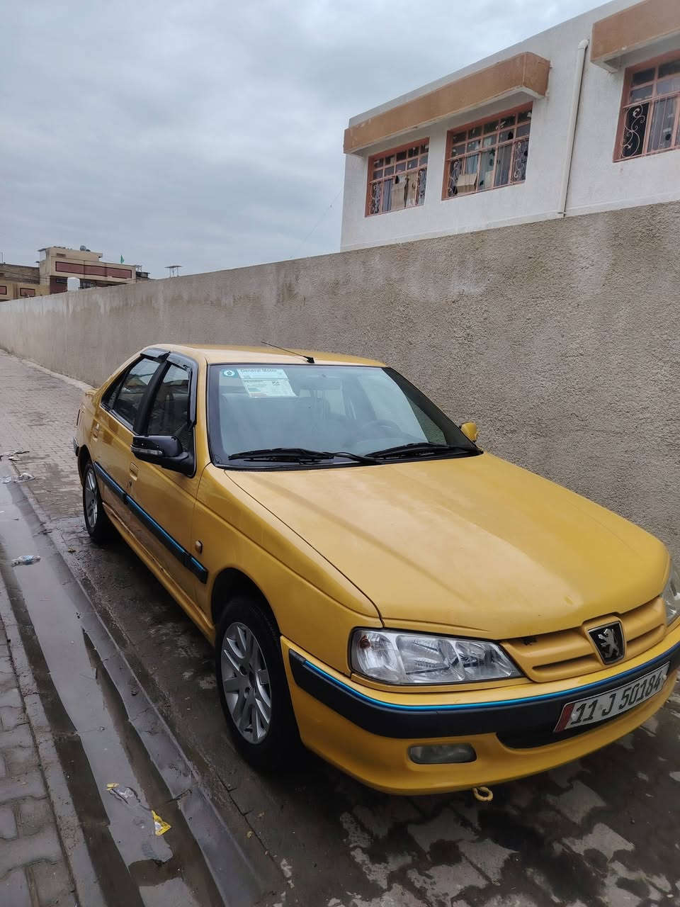 سلام عليكم  للبيع او مراوس بكيا
حره وموصليه استقبل
بيجو بارس موديل 15 بسمي
مكفولة من الضربة هيئة وغرامات مصفرة رقم جديد انكليزي تحويل ثاني يوم السياره حلوه ونظيفة دوشمه كشنات وارضيه وجاهزة كبل للشارع واحلى من الصور  ب ٤٦ وبيها مجال بسيط
العنوان بغداد  الشعلة

***********
***********
