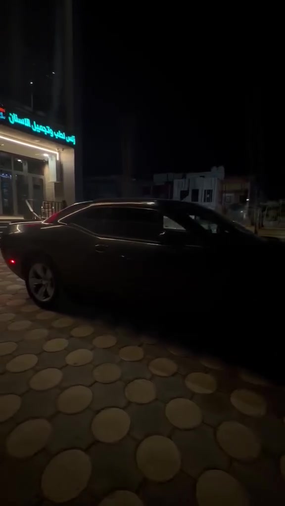 السيارة بدون صبغ  السعر ١٧٥ بيها مجال
العنوان ديالى بعقوبة 
رقم الهاتف  ***********
واتساب ***********
