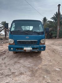 كيا لبيع موديل 2000كير ومكينه خير من الله ‏‪07800245530‬‏السعر57 سنويه...