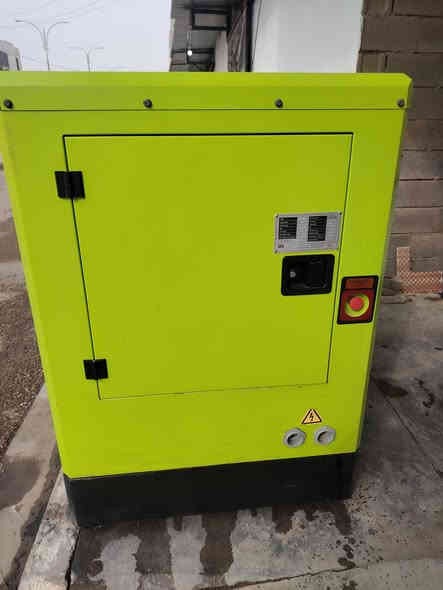 عرض 
👈🏼موالد بيركز انكليزي اصلي 50 KVA
👈🏼كاتم نسبه الكتم 100/100
👈🏼المحرك بيركز انكليزي اصلي 🇬🇧
👈🏼وراس التواليد ستامفورد انكليزي 🇬🇧 
👈🏼للتواصل واتساب او الاتصال 📞
👈***********
العنوان/الانبار ،الرمادي
