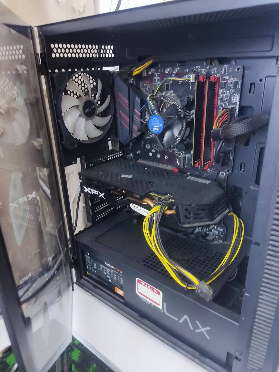 تجميعة للبيع سعر ٦٠٠ الف
تعديل على كرت الشاشة RX 590
ملحقات 
ميز 
كرسي 
ماوس + كيبورد ٢ 
كامرة ويب كام 
مايك 
سماعات 
حساب ستيم ( Blak ops lll + مودرن ورفير ٣ ) دائميات ولعديد من الالعاب اوفلاين 
حاسبة كاملة تريد بس لاعب 
عنواني مدينة الصدر رقمي ***********
