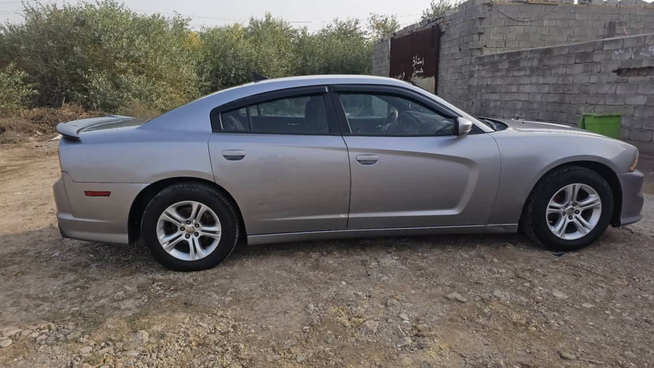 جارجر اصل 2011
جاملغ بدون داخل وبابين كلير فقط رقم بغداد الانكليزي باسمي تحويل مباشر سياره مال بيت مامشتغله ولا متعوبة
 مكينه وكير كفالة وجدد  تبريد منضومه جديده وتدفئه كشنات قطن 
تخم تاير وحداديه ومشط جديد 
سياره جديده بمعنى الكلام ومتعوب عليهة حيل ترايك لاربيل 
شرط السونار والفحص سنوية وهزة جديده استخدام شخصؤ 
مكان السيارة واسط الكوت مركز المدينه السعر 142 بيهة مجال حك الجيه والشراي يتصل واني خادم واذا مراوس بكورلا موديل ١٧ او ١٦ يرهم ‎***********
