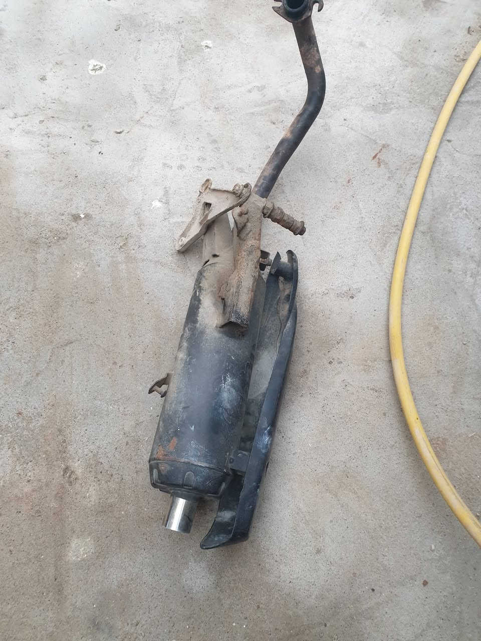 سلام عليكم  غراض دراجه فراشة لبيع لسعر خاص لمكان في ميسان مغربة لرقم ***********
