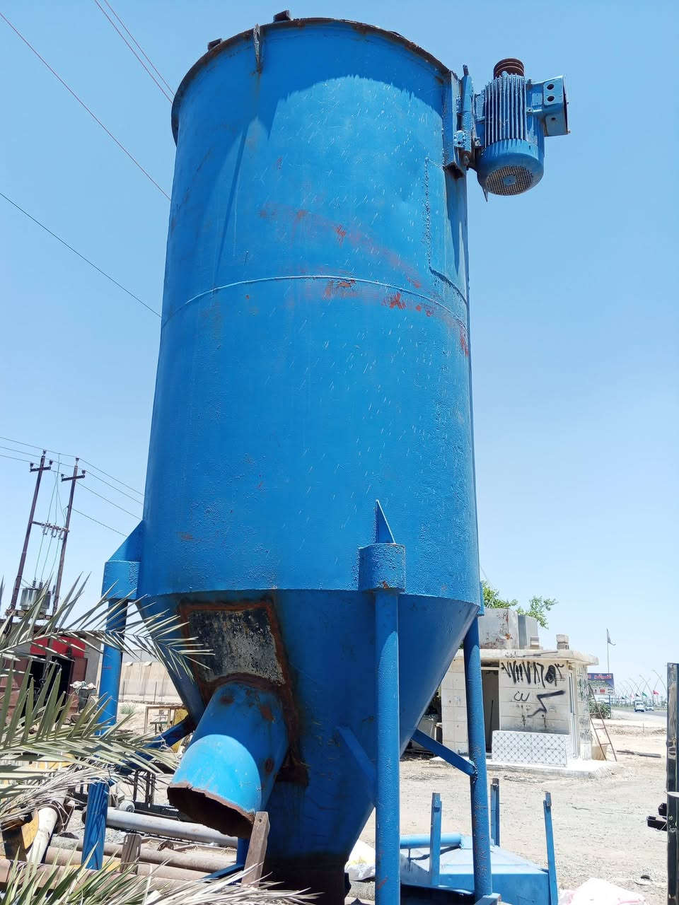 جاروشه اعلاف للبيع 
3 طن 
لجرش  الحنطه والشعير و ذرة وكافه الاعلاف 
قدره الماطور مال كسار 
٣٠ حصان 🐎 🐎 
برينه ٣ حصان  طولها 3 متر 
للاستفسار الاتصال على الرقم التالي 
*********** واتساب
العنوان / محافظة ديالى
