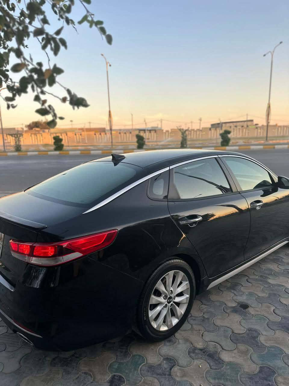 يالله السلام عليكم
للبيع اوبتما  2018وارد امريكي
حادثه كلش خفيفه حافه البنيد وطرف الجاملغ بدون دواخل شرط

محرك 2400 
- مواصفات السيارة
- شاشة
- كامرة خلفية
- رادات بل مري
-
- اشاير بل مري
- ثلاث انظمة قيادة
- نظام ايكو ( اقتصاد بانزين )
- نظام سبورت ( وضع رياضي )
- ونظام نورمل ( عادي )
- مثبت سرعة
- مانع انزلاق
- تحكم استيرن
- مدخل AUX + USB
- بلوتوث + حاكية
- ويل اكروم
- وباقي المواصفات
اخوان سيارة حلوة ونظيفة  من كير ومحرك وحدادية 
مكان السياره الانبار /الصقلاويه 
السعر 120 وبيها مجال
*********** الرمادي, الأنبار
