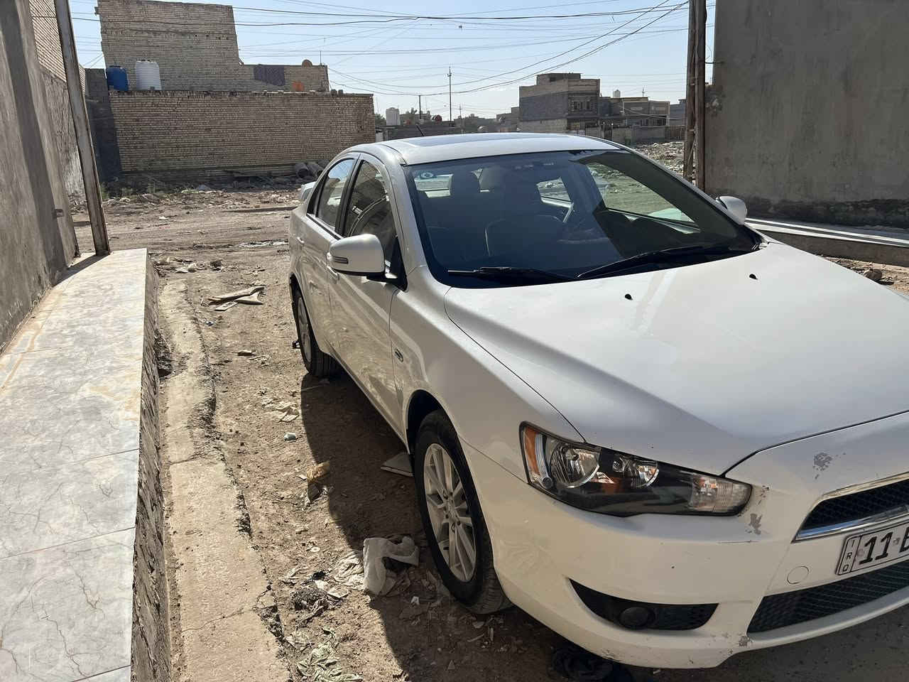 السلام عليكم من رخصت الادمن لانسر قرش 2016 ماشية 117  بدون حادث فقط صبغ  اثر اشخوط  بغداد دوره وسونر موجود 
***********
