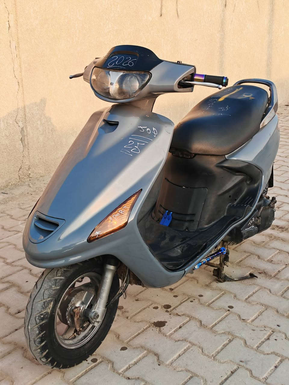 السلام عليكم سعر الدراجه 450 وبيها مجال مكلف بالنشر رقم صاحب الدراجه ***********📱📞
الدراجه رمبه حاوية نضيفه 🧿  فلس ما تذب عليها 💵  تشتغل سلف هندر 💯 
وتروح وين ما يعجبك تفحص ♥️
