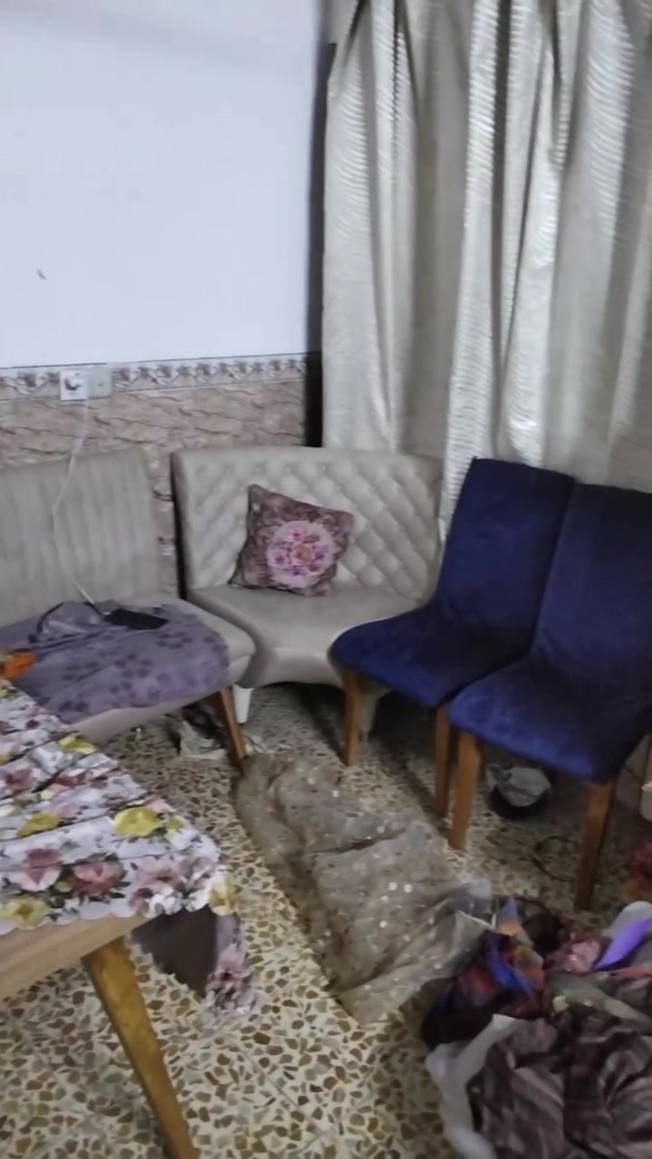 طبله مع كرسين +3قنفات ب250شلع
عنوان حي السماح قرب بانزخانة المشاعل


**إذا كنت صاحب هذا الإعلان وتريد حذفه لأي سبب، رجاءا أرسل رسالة إلى الدعم الفني**