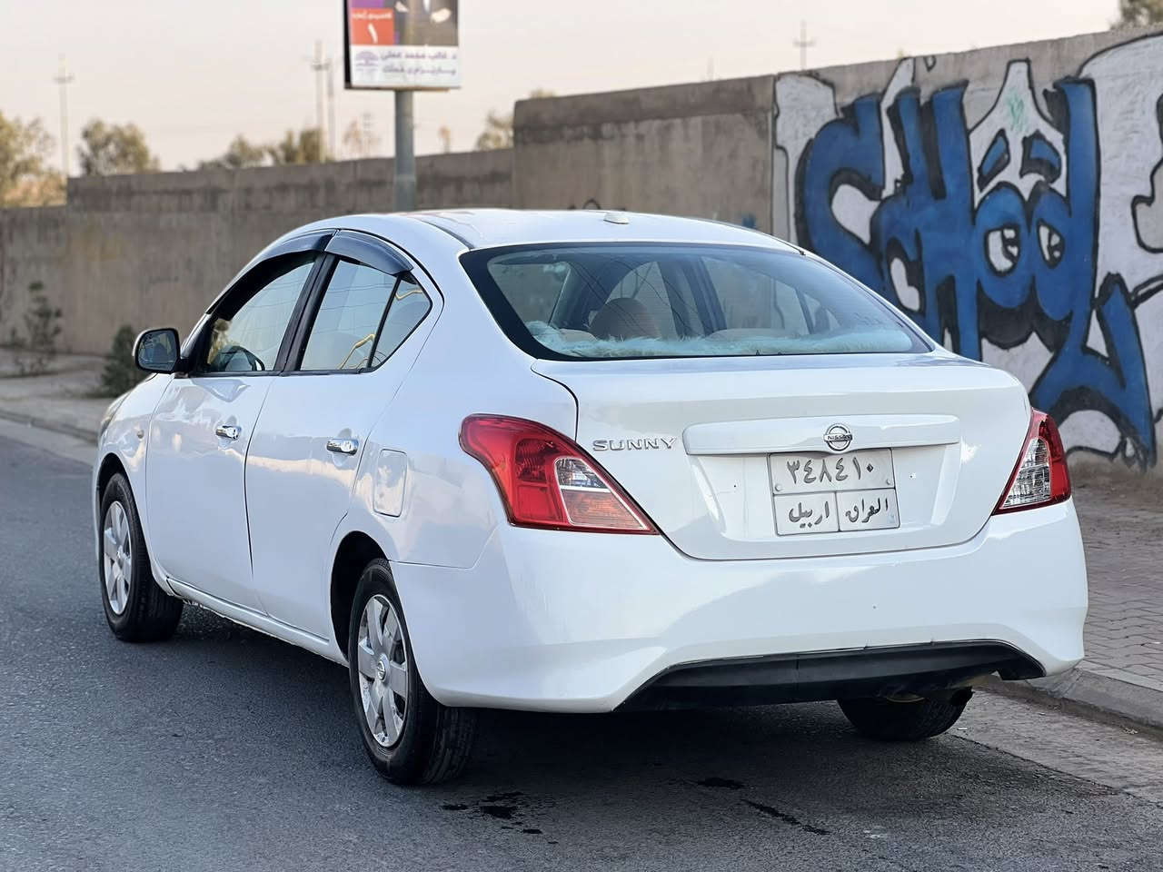 سه ره تا به ناوى خوا نيسان لاكشميباى مؤديل 2012گيرو مه كينه ى به شه رت ره قه م هه وليرحيزام نيه به حيزام ده يفرؤشم ته حويل ناكريت به ناوى شه ريكه وه يه ئه وه ليات به شه رت خه رامه به شه رت براوه به شه رت مالى مه ده نى نه بيت شوين چه مچمال سعرى 56گلاو كه ميك مه جال(***********)(***********)
