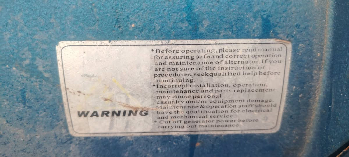 السلام عليكم. 
يوجد محرك للبيع نوع المحرك افيكو راس توليد 50/kv 
للاستفيار  اتصل ع هاذه الرقم ***********
