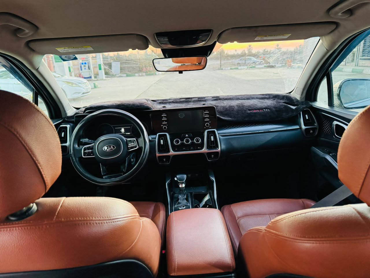 السلام عليكم كيا سورنتو 2021 امريكي مكينه 2500gdi سبعه راكب 3قطع تبريد 
3انظمه قياده
تحكمات 
شاشه كبيره 
رادار امامي
توقف ذاتي
172$
*********** المصيب, بابل
