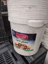 ١٠٠ سطل • ٥٠ دبة • جملة فقط