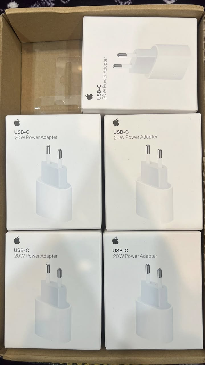 شاحن ايفون اصلي من شركه ابل سعره القطعه ١٠


**إذا كنت صاحب هذا الإعلان وتريد حذفه لأي سبب، رجاءا أرسل رسالة إلى الدعم الفني**