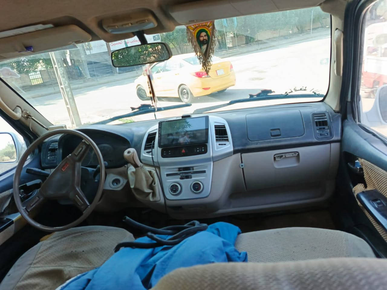 سلام عليكم ورحمة الله وبركاتة
جبني جوان البيع موديل ١٥ البيع موصليه سياره جاهز من مكينه وكير وحداديه كهربائي كله شغاله سعره خاص مكان ناصريه رقم الهاتف ***********
