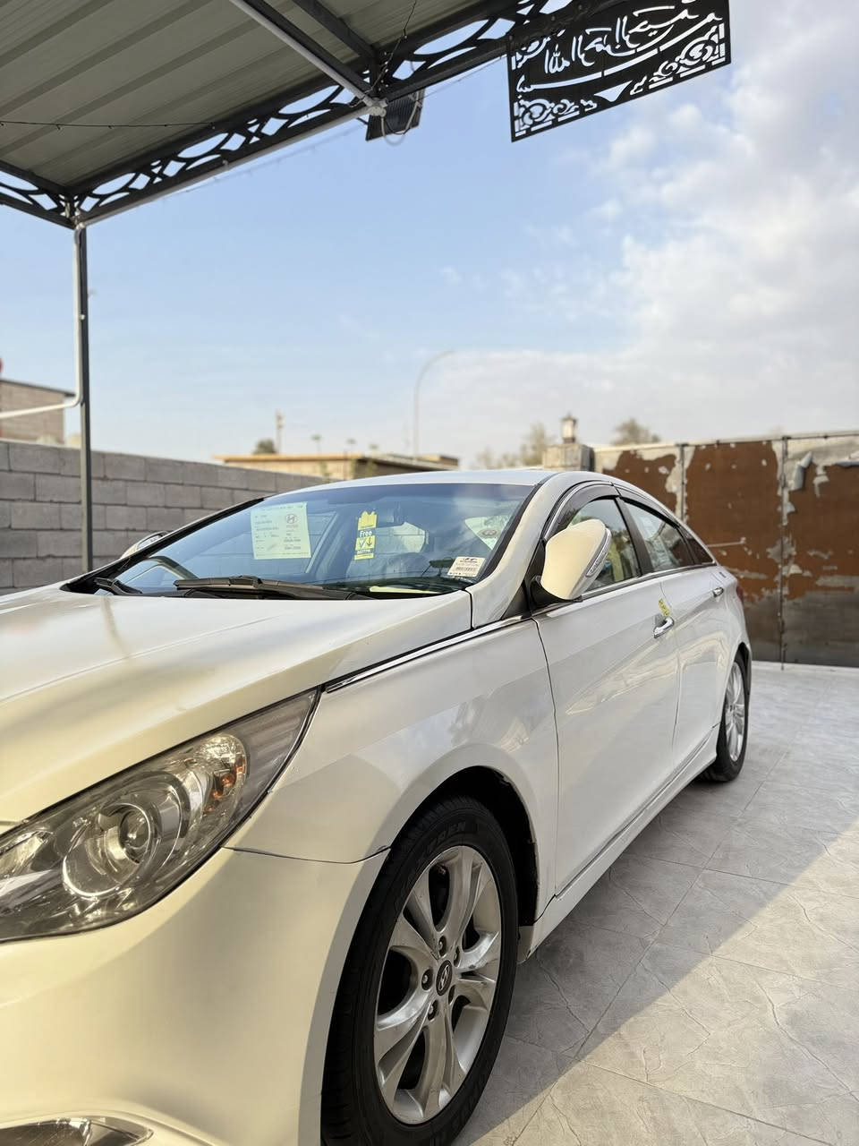 السلام عليكم سوناتا ادوات ادوات
بانزين بانزين ..  2000دوش
مديل 14 فول مواصفات ماعده الفتحه بصمه.. كشنات كهرباء.. تدفئه تبريد فول  مري شفط تحكم ستيرن تخم تاير جديد حداديه زيرو مكينه كير كفاله ..كامله ارقام وسنويه..كامره خلفيه .. مضخم صوت ..أبواب ترحيب ..السياره كلش جديده مال جناي 

مكاني البصره 

اتصال:‭‭773 018 1345‬
