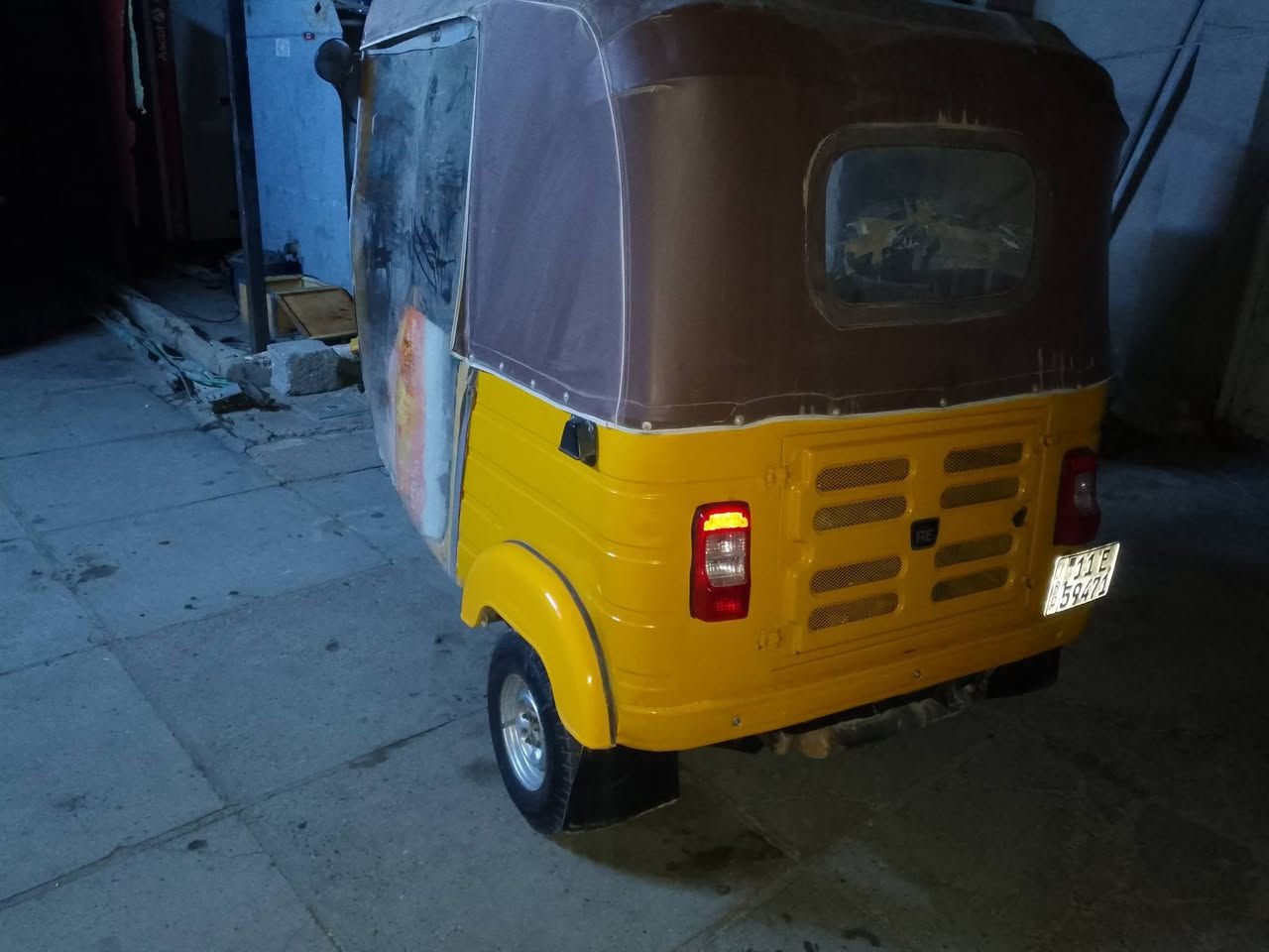 تكتك البيع ١٩شهر ١٢ رقم وسنوية بغداد الحسينية السعر 6 /***********
