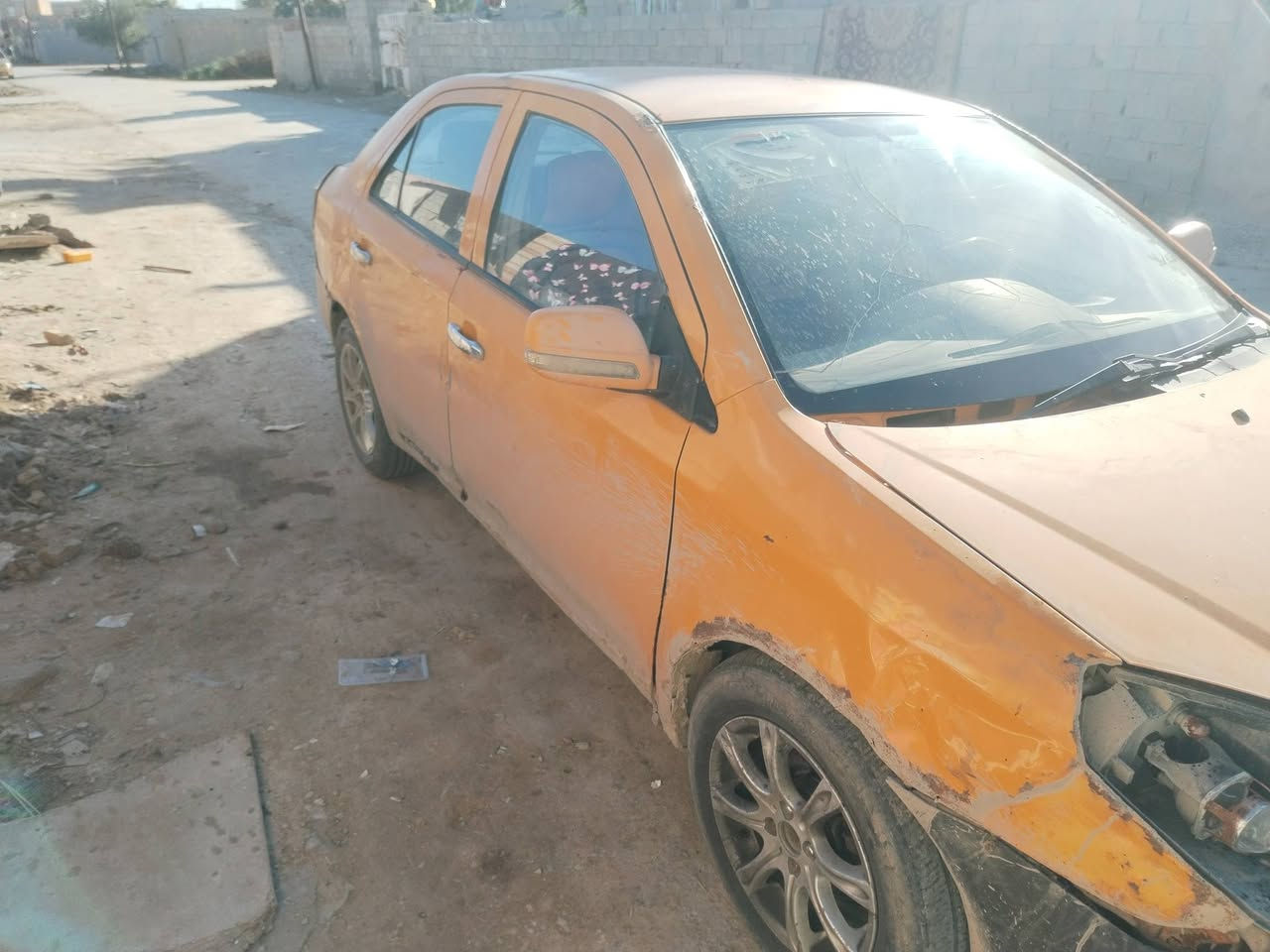 سلام عليكم سياره للبيع جيلي mkاخون ابيع كوم حديد اتكفلك فقط اصوليات راعيها موجود سنويه صارلها شهر من صاقطه يعني ب شهر 11
مكينه تشتغل بس كايمه بيها خياسات
اتكفل اصوليات ومداور فقط
كوم حديد سعر 18بيها مجال قليل استفسار اتصل ***********
