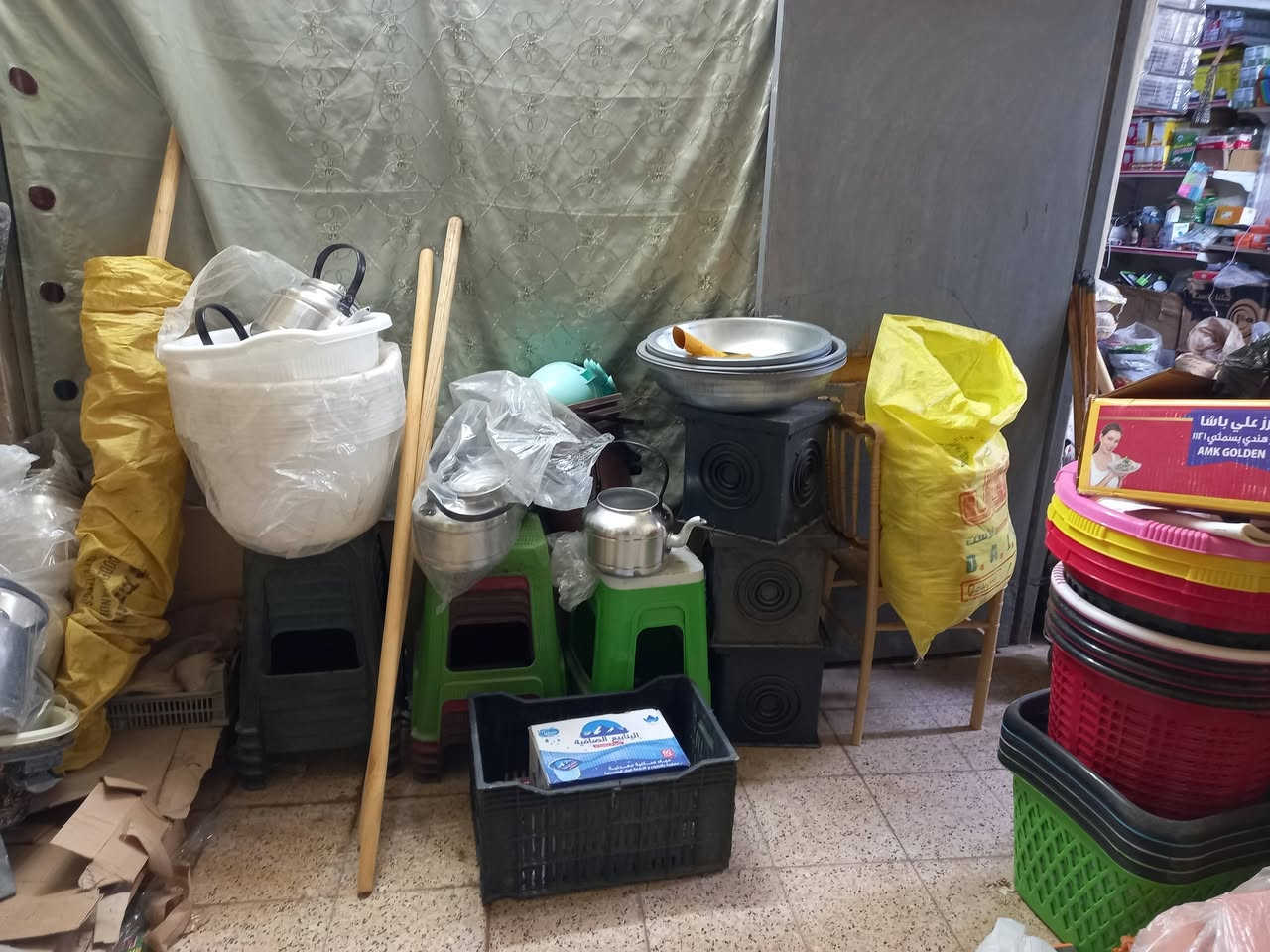 مجمع عباس عطاوي التميمي خالص ديالى جيزاني الجوال
رغم ارتفاع الأسعار تبقى عروضنا مستمره 
***********
