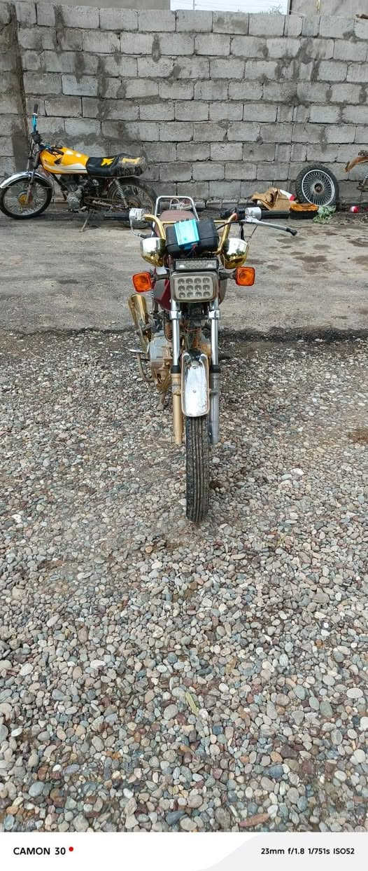 السلام عليكم مكلف بل نشر ماطور للبيع كلو شغال ما عايزو شي السعر 200وبي مجال الإتصال /***********
