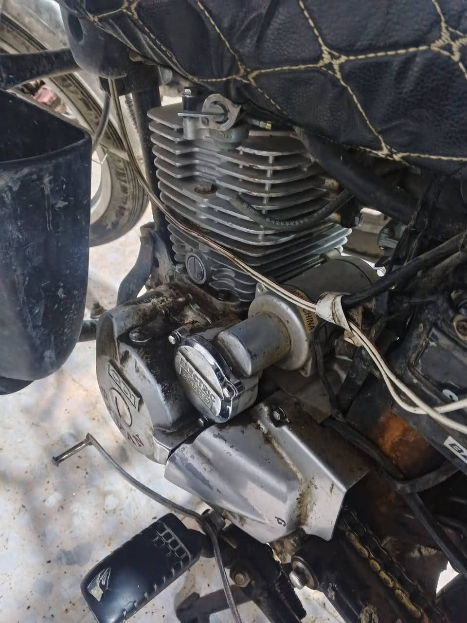 سلام عليكم دراجه سونك مديل 2023
دراجه خير من الله وشوفت عينك بل صور اكفل بس سرقه المحرك ما مدود علي سبانه يرادلها باتري علمود دير سلف هسه عادي هندر وتشتغل السعر 450 وبيها مجال مدينه الصدر ***********
