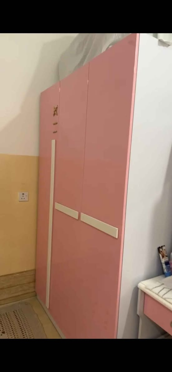 طاخم نوم بناتی 7 قطع کلش نزیف رقم *********** أربيل, العراق
