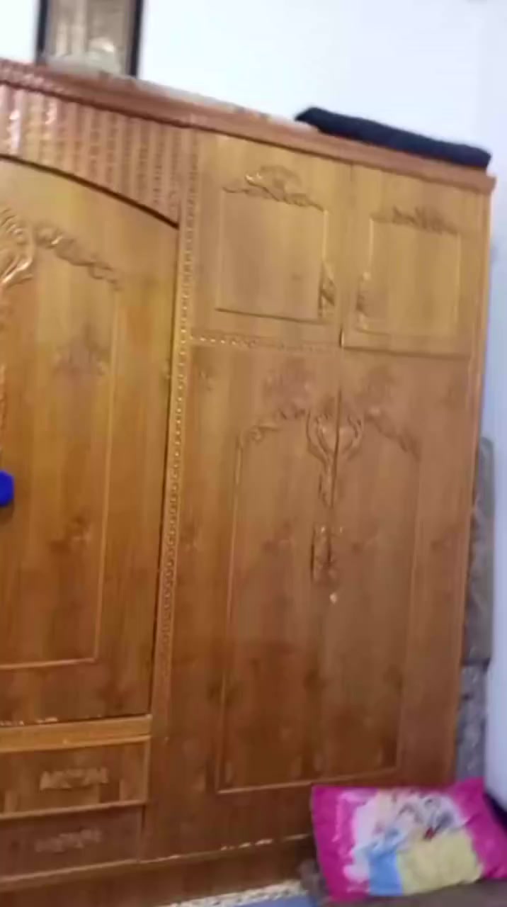 للبيع مستعجل بسبب التحويل والله السعر مناسب جداً صار شهر على فصالو فقط. السعر 500 وبي مجال بسيط


**إذا كنت صاحب هذا الإعلان وتريد حذفه لأي سبب، رجاءا أرسل رسالة إلى الدعم الفني**