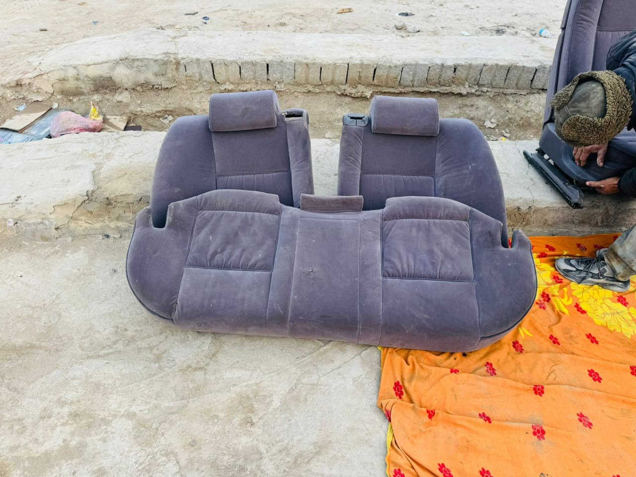 السلام عليكم من رخصه الأدمن الخال ميثاق الحلاوي متوفر للبيع غراض كاسحه كشنات وبطاين نواعم لايتات بك لايت ضفاير بدي خفاش موديل كامله مابيه فيشه مكطوعه حته سستم ارباك برده وياه وضافير البوب وياهه شفت ستيرن دركه وتحكم وجوزه يدات مال موديل 2000محرك 44 داينمو هوه المكان بابل الحمزه الغربي للاتصال *********** واتساب اوخاص
