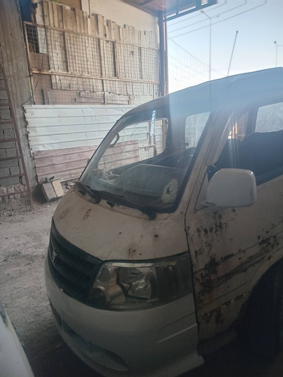 فتون ٢٠٠٩ مكينة كير ياباني فور واي سيارة شغالة بيها خياسات بالهلالات الامامية رقم احمر ابيع كوم حديد اتكفل سرقة وعشائر السعر ١٨ وبيهة مجال قليل حك الجية مكان بغداد ***********
