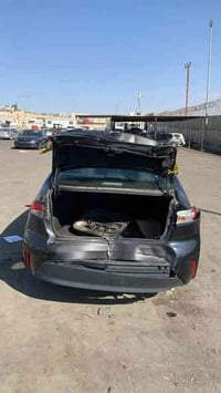 كورلا ٢٠٢٤ موجوده حاليا بالحره الاردن ماشيه ٤٠ الف سعر ١١٧ حادثها فقط ...