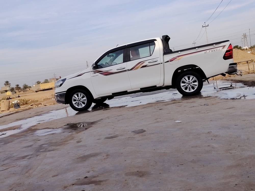 تويوتا 2019كويتي اصل كير اوتماتيك كفاله بيها  السياره باردات بسيطات  ماشيه ١٣٠ محرك مامفتوح رقم اربيل دولي وكاله او تحويل ثاني يوم 265وبيها مجال لشراي يدلل مكاني ناصريه قلعه سكر***********
