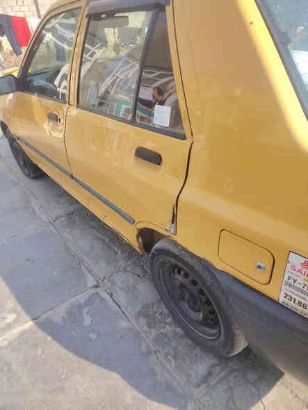 سلام عليكم سايبا للبيع موديل ١٥ مصفره هيئه وغرامات رقم جديد سنويه 2030 كير مكيه مكفولات شواصي بلادي بيه ضربه بالجاملغ الخلفي اليمن مكانه ديوانيه السعر 35 وبيه مجال قليل رقم الهاتف ***********
