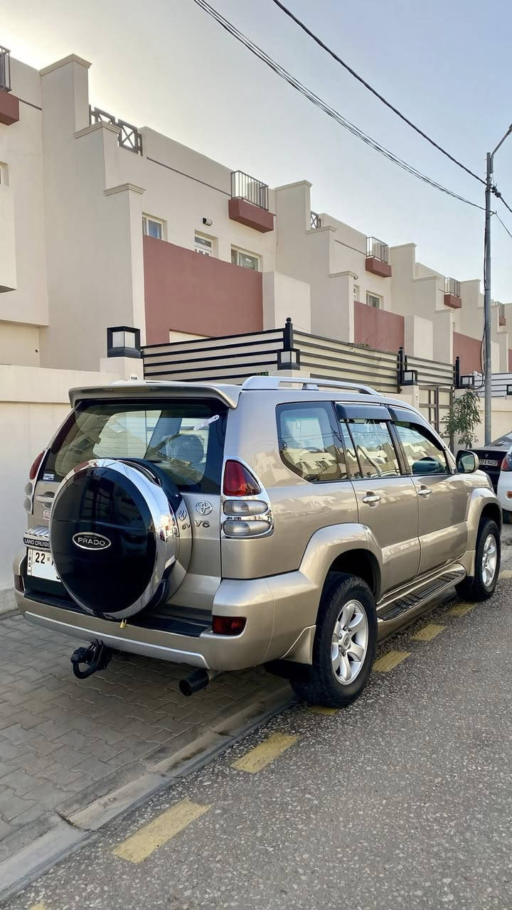 تويوتا برادو 2004
6 سلندر 
محرك 4000 
اوتوماتيك 
سبير تعليك 
كويتية 5 راكب 
دشبول صاج 
رقم أربيل إنكليزي 
السيارة مكفولة من كلشي 
المحرك ستندر و كل صرفية ماكو 
مكان السيارة نجف 
السعر 165 وبيها مجال 
يوجد واتساب 
للاستفسار 
***********
