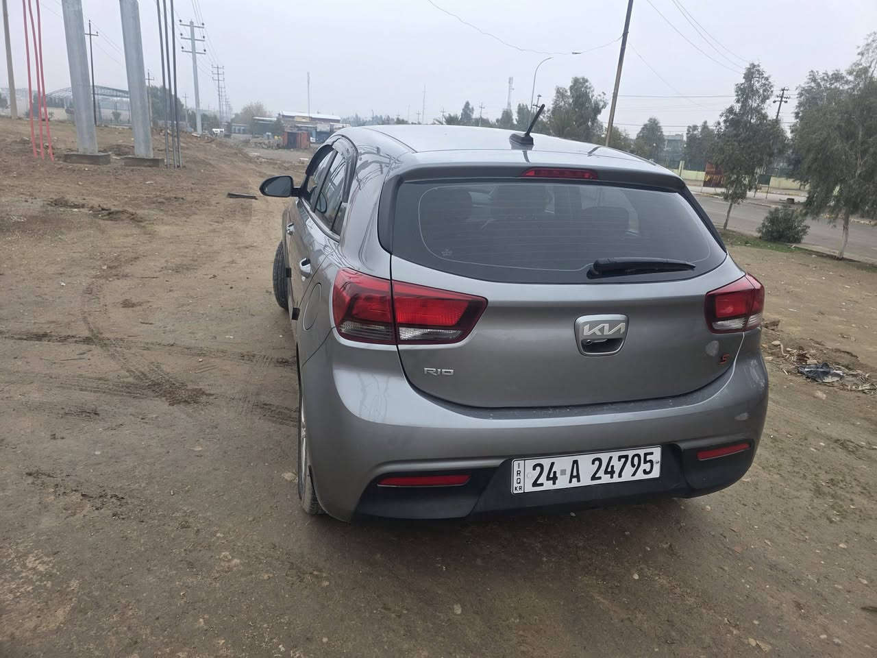 السلام عليكم
ريو موديل 2022

سيارة جديدة بمعنى الكلمة 

سنوية وهزة جديد 
***********
130 قفل
