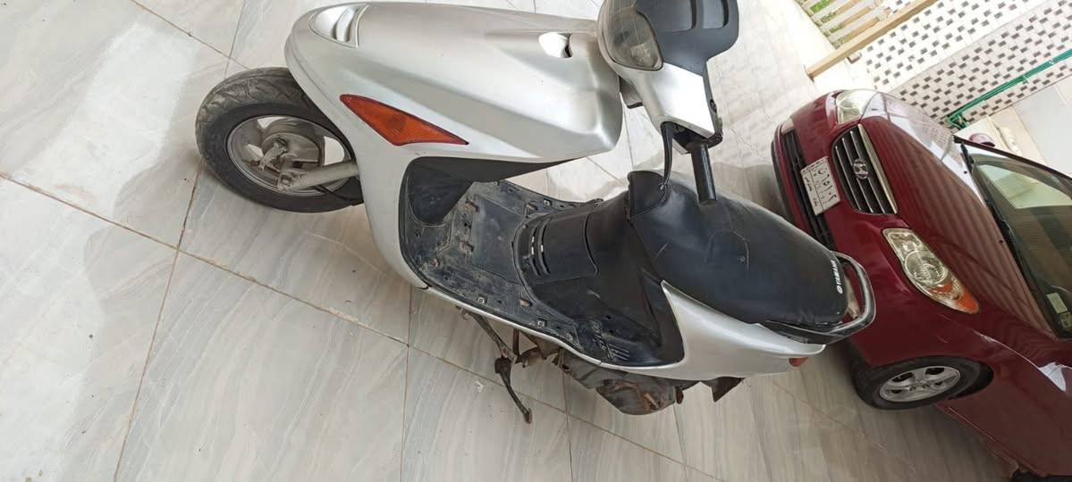 السلام عليكم احبتي للبيع دراجه فراشه حاويه الدراجه جديده السعر 750 وبيه مجال للشراي 
المكان الديوانية خيري 
الرقم ***********
