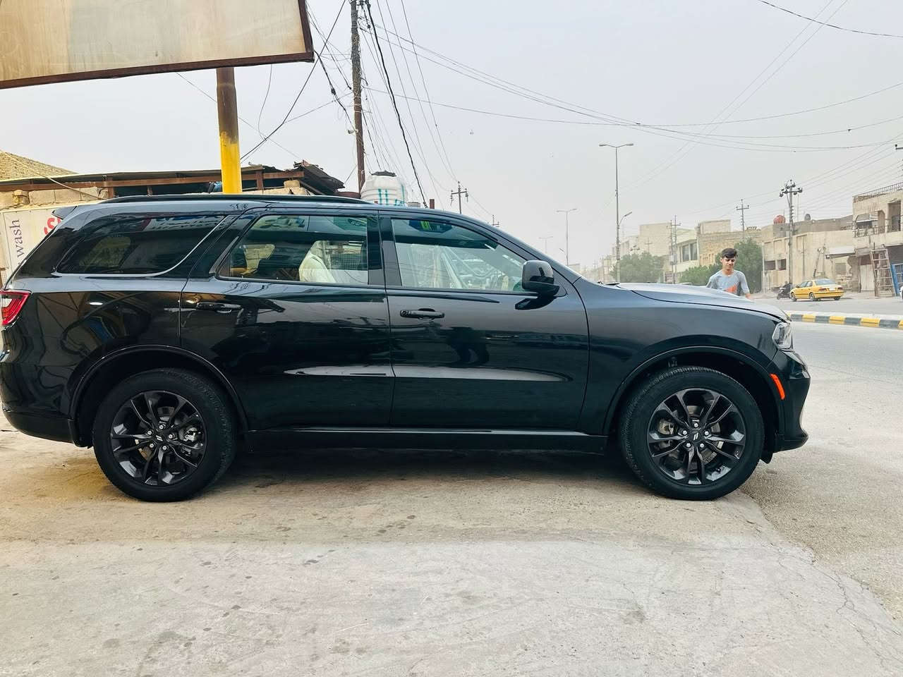 دورنكو 2024 ماشيه 28رقم بغداد مميز بسمي فتحه سقف حادث بنيد وجاملغ السعر 295ورقة ***********
