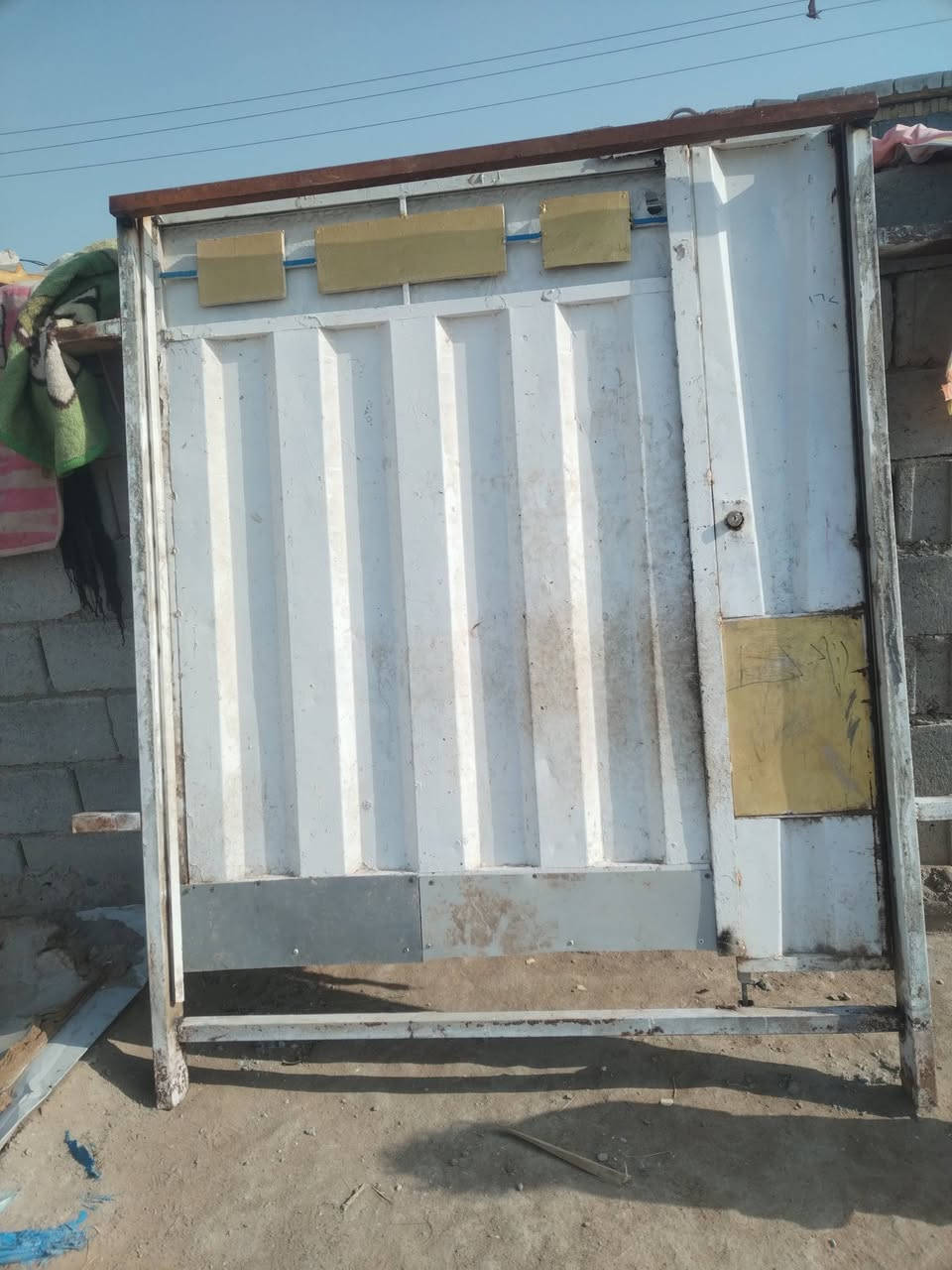 *********** باب للبيع السعر خاص تواصل على التليفون على الرقم
