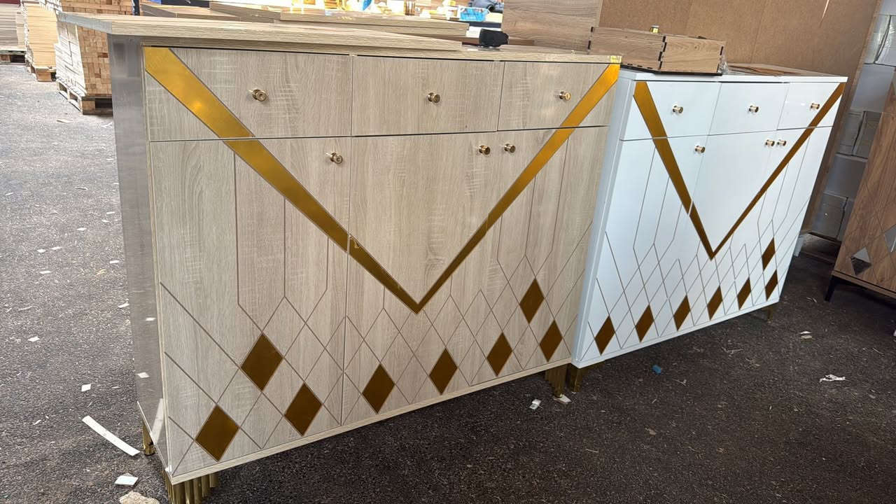 بلاكار الأحدية موديلات أنيقة ومتنوعه التمن يتغير حسب القياس 👇
العرض.:120 متر
العلو :100متر 
التمن: 1450

العرض: 80 سنتيم 
العلو: 100 متر
التمن :1150 
توصيل مجاني


**إذا كنت صاحب هذا الإعلان وتريد حذفه لأي سبب، رجاءا أرسل رسالة إلى الدعم الفني**