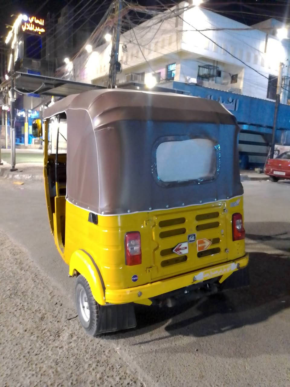 20 رقم وسنويه بغداد 11 انكليزي مكينه علا الفحص كشر كدامك السعر ٦٢٠٠  البياع شارع المضخه ***********
